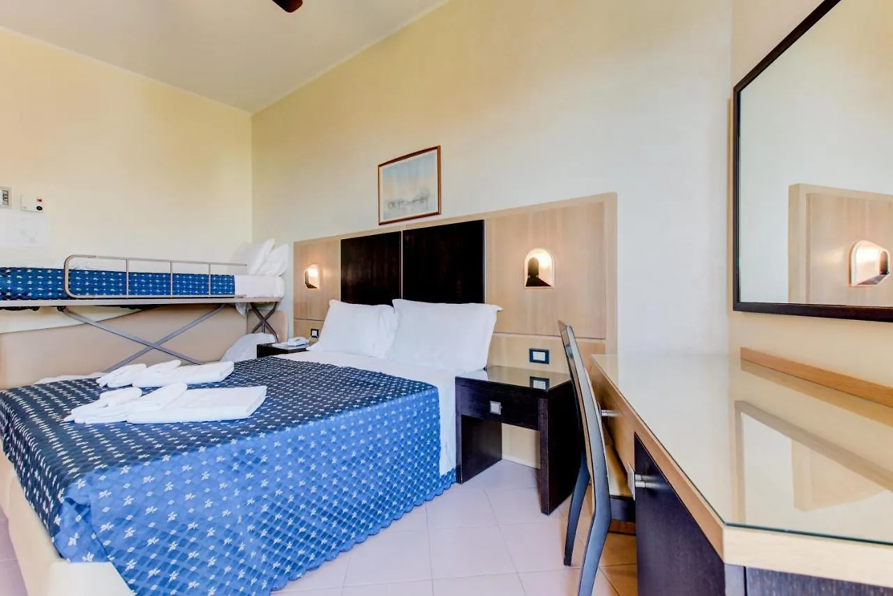 Verona Hotel Cesenatico 3*,