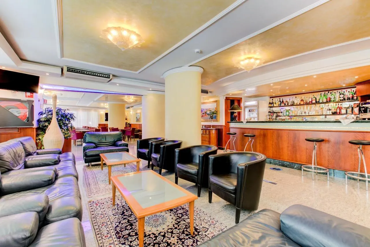 Verona Hotel Cesenatico 3*,