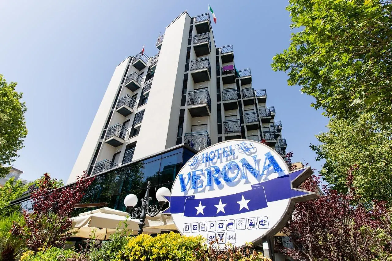 Hotel Verona Чезенатико 3*,